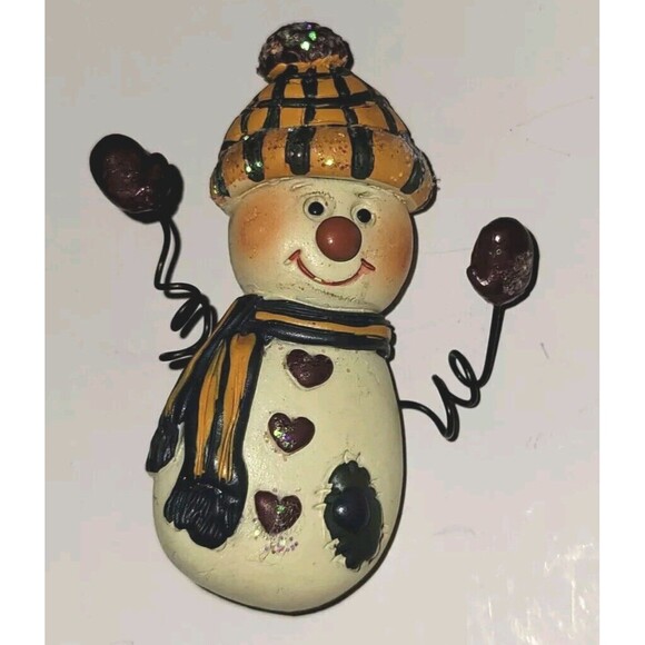 VTG Country Snowman Christmas Brooch Pin Metal Spring Wire Arms Clay Look - Picture 3 of 8